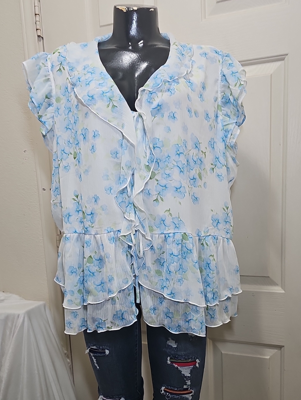 TAMARA H Floral Ruffle Front Women’s Top - Blue/White